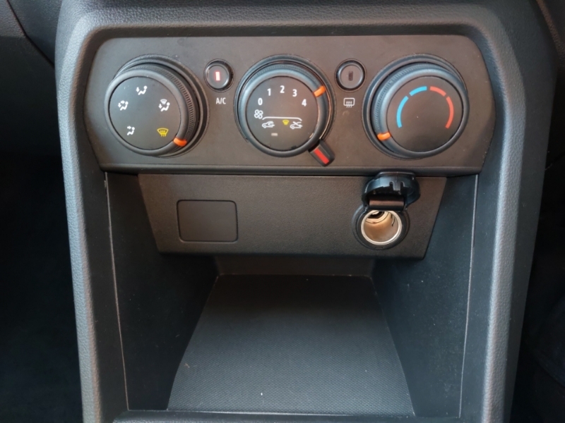 Dacia Sandero 1.0 Tce Comfort Red #15