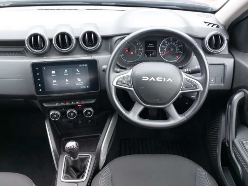 Dacia Duster 1.6 Hybrid 140 Journey Estate #8