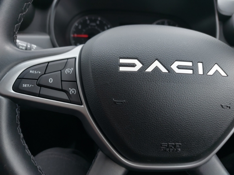 Dacia Duster 1.6 Hybrid 140 Journey Estate #12