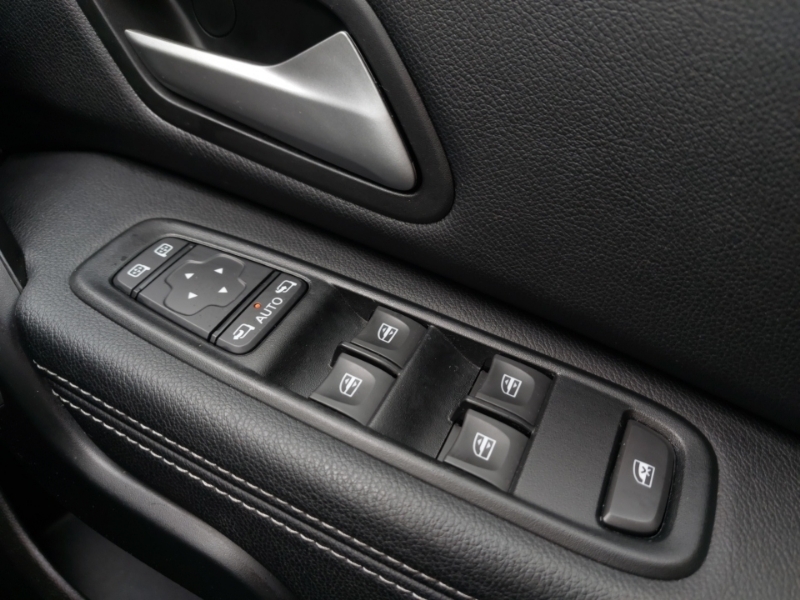 Dacia Duster 1.6 Hybrid 140 Journey Estate #17
