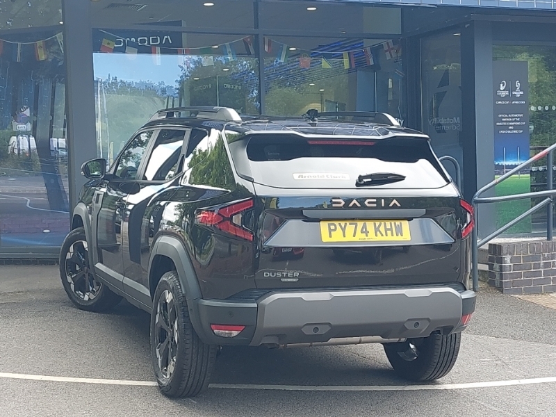 Dacia Duster 1.6 Hybrid 140 Extreme Black #2