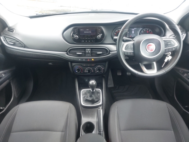 Fiat Tipo 1.4 Easy White #3