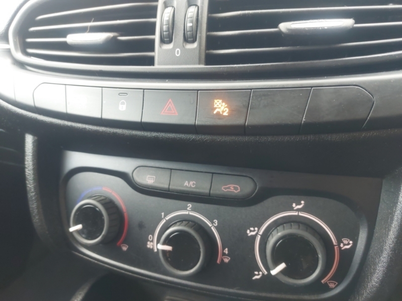 Fiat Tipo 1.4 T-jet Easy Plus Euro 6 Ss White #10