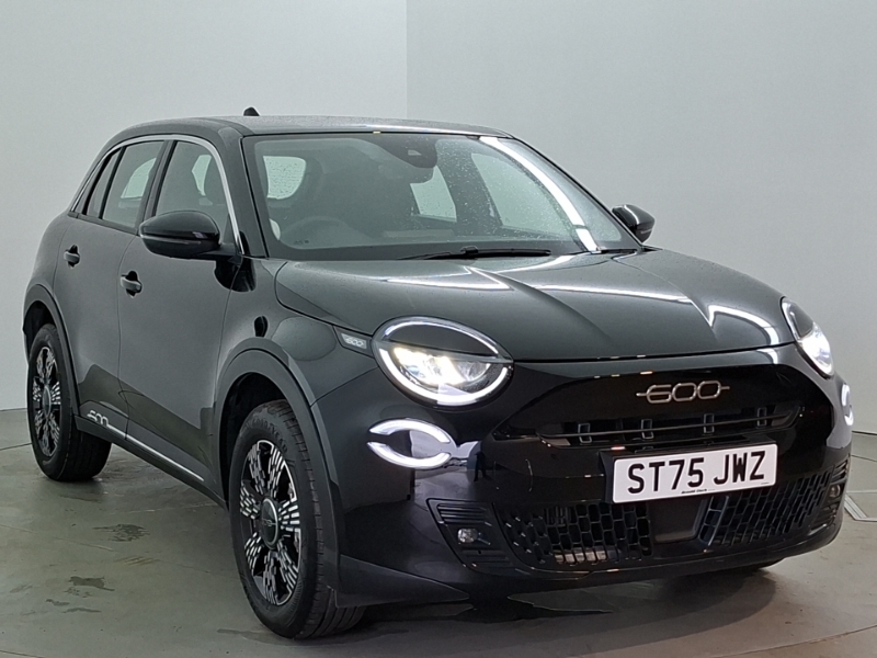 Fiat 600 1.2 Hybrid 48V Edct-6 Black