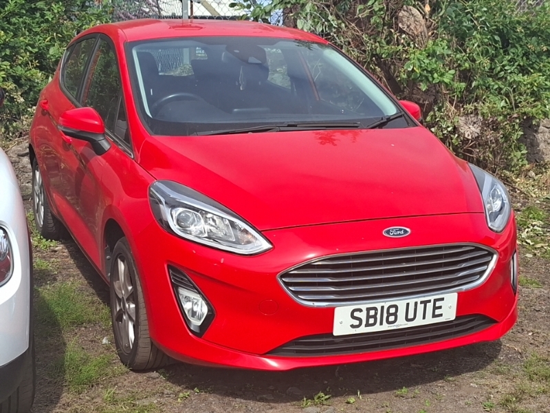 Ford Fiesta 1.1 Zetec Red