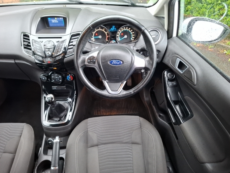 Ford Fiesta 2016 66 Zetec Grey #8