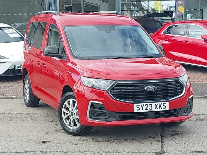Ford Tourneo Connect 2.0 Ecoblue Titanium Red