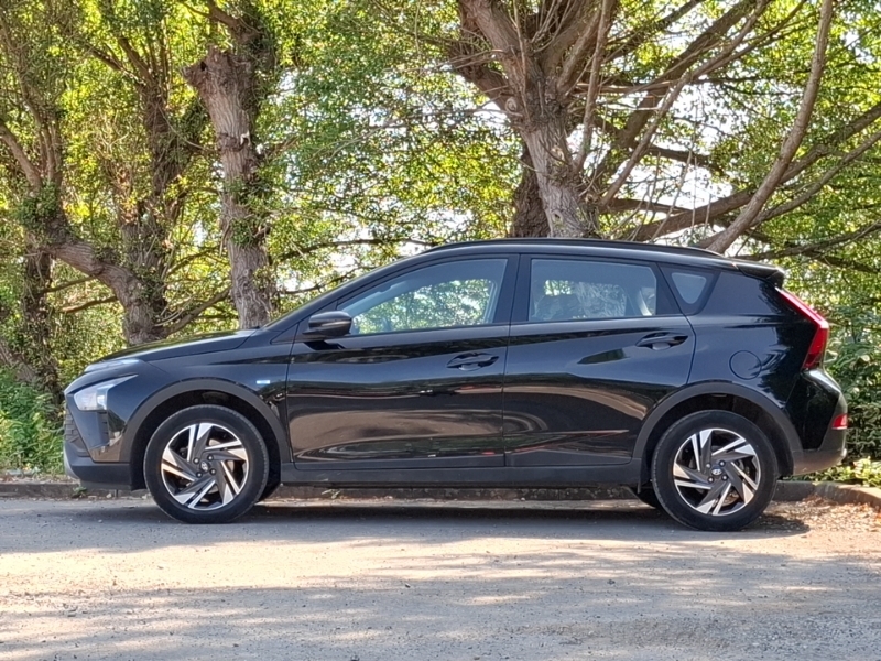 Hyundai Bayon 1.0 Tgdi 48V Mhev Se Connect Dct Black #4