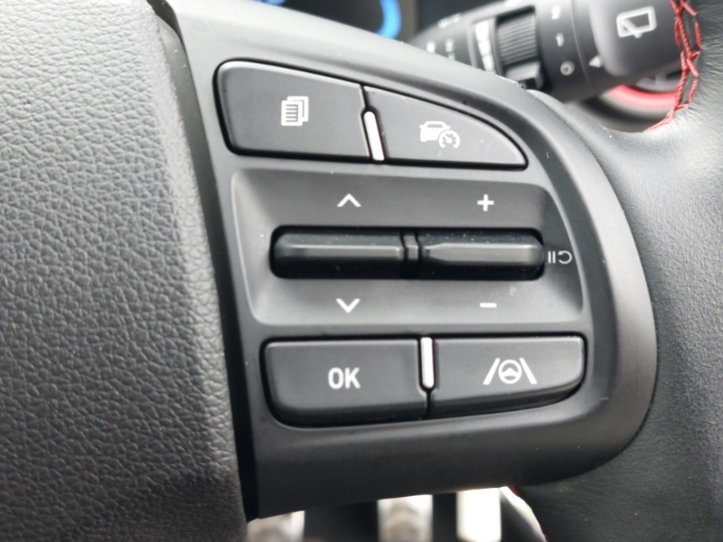 Hyundai I10 1.0 63 Premium Nav Blue #13