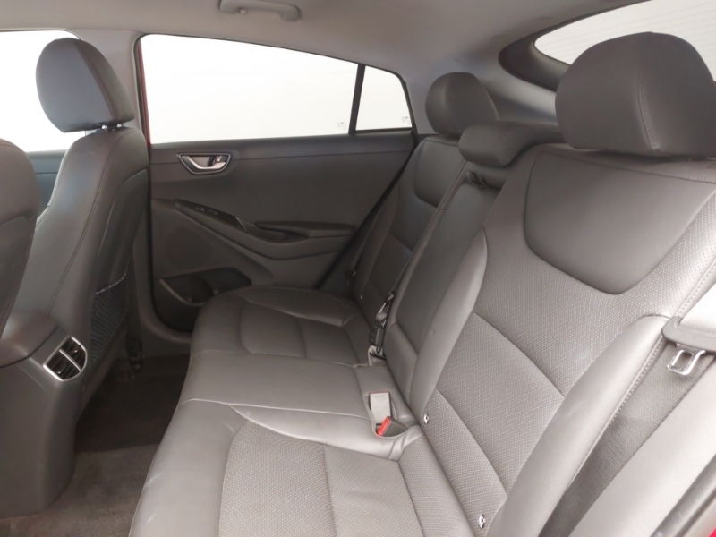 Hyundai Ioniq 100Kw Premium Se 38Kwh Red #6