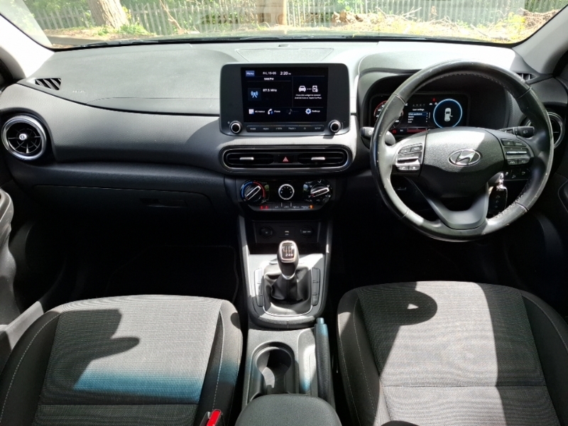 Hyundai Kona 1.0 Tgdi 48V Mhev Se Connect Black #3
