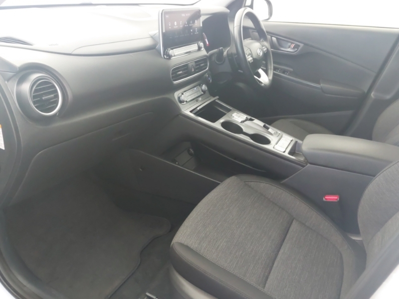 Hyundai Kona 150Kw Premium 64Kwh White #5