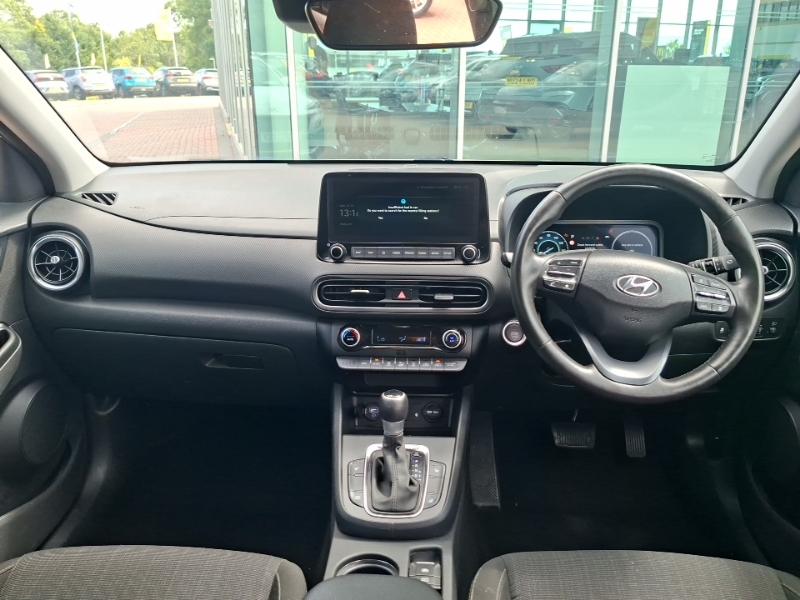Hyundai Kona 1.6 Gdi Hybrid Premium Dct White #3