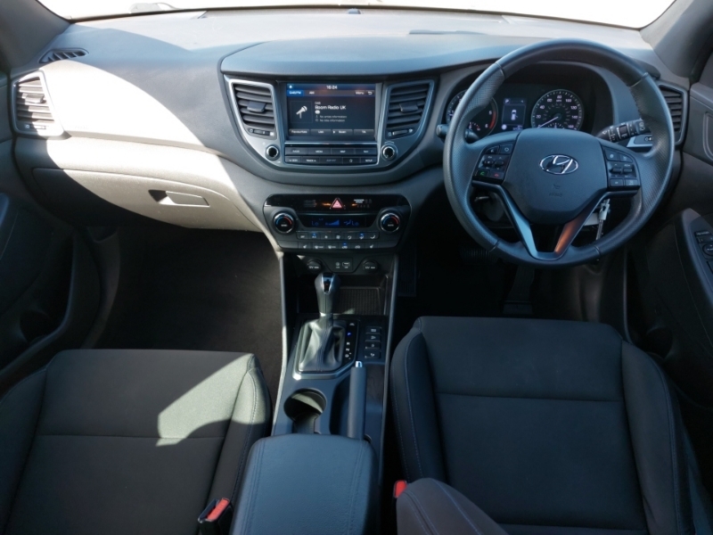 Hyundai Tucson 1.7 Crdi Blue Drive Go Se 2Wd Dct White #3