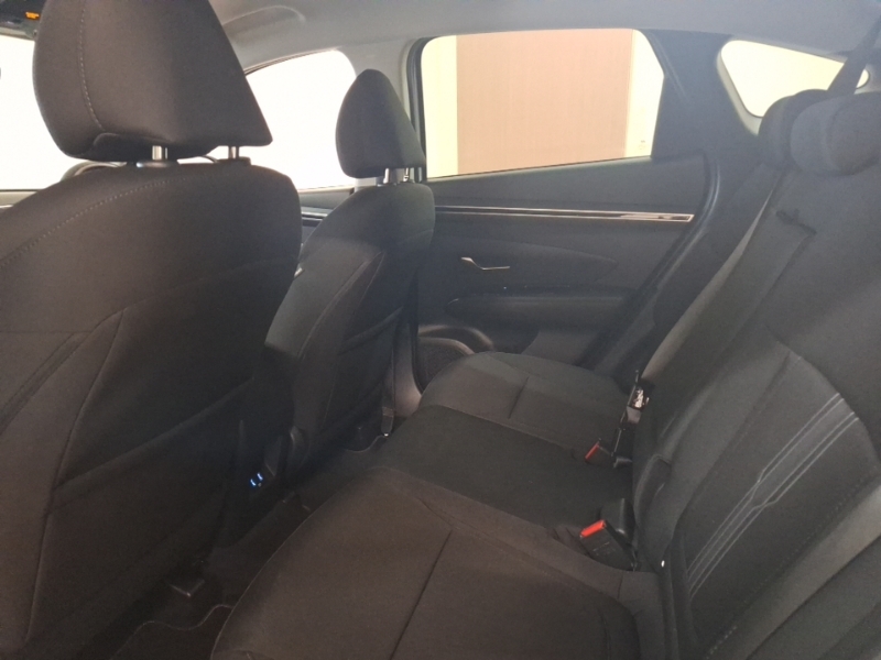 Hyundai Tucson 1.6 Tgdi Premium 2Wd White #6