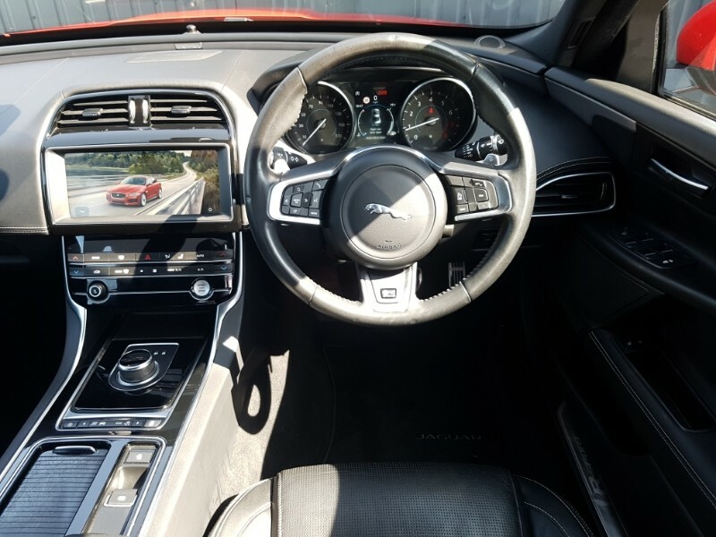 Jaguar XE 2L R-sport Red #7