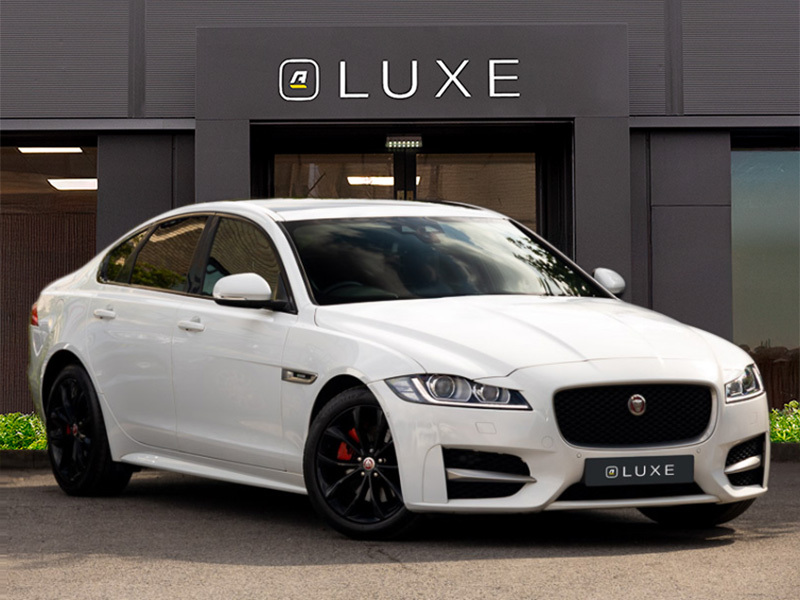 Jaguar XF 2.0D 180 R-sport White