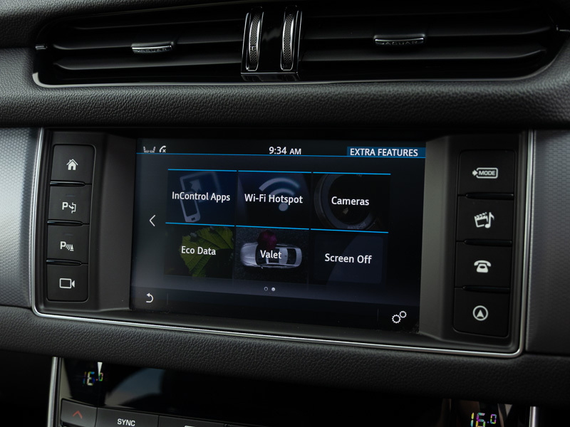 Jaguar XF Xf Portfolio D Awd Black #11