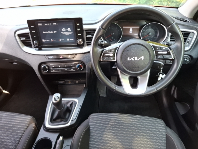 Kia Ceed 3 Spec 1.5 T-gdi Red #8
