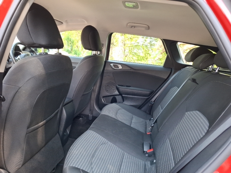 Kia Ceed 1.5T Gdi Isg 2 Red #6