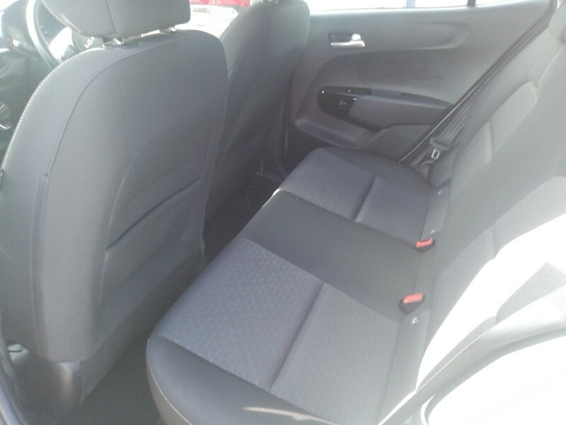 Kia Picanto 1.0 2 4 Seats White #6