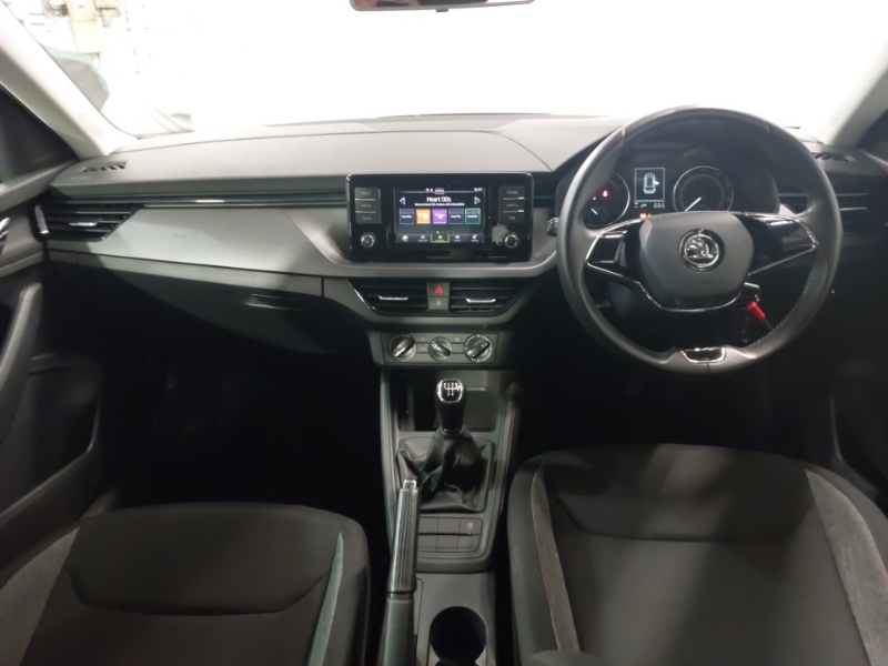 Skoda Kamiq 1.0 Tsi 95 S White #3
