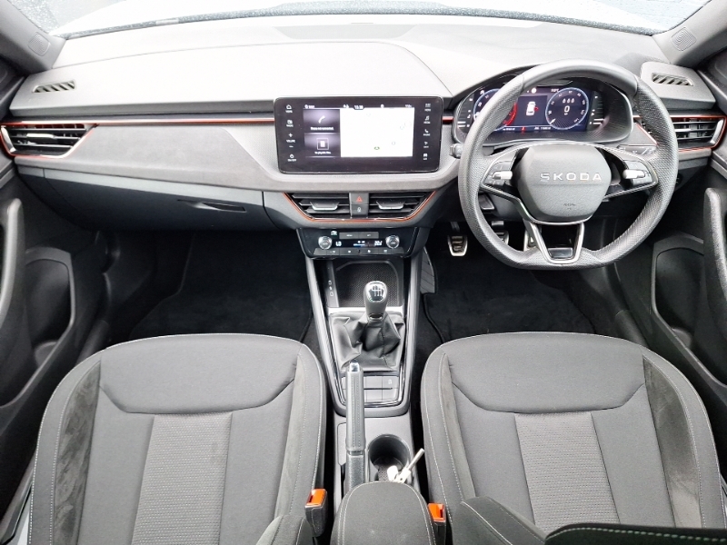 Skoda Kamiq 1.0 Tsi Design Edition Silver #3