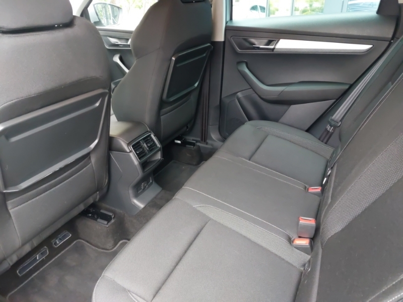 Skoda Karoq 1.5 Tsi Se Drive Dsg Silver #6