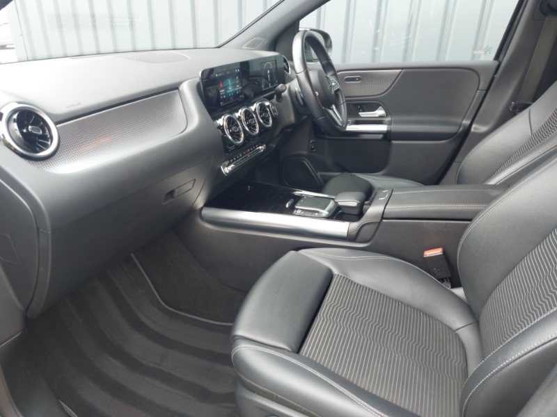 Mercedes-Benz B Class B200d Sport Black #5