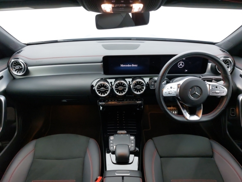 Mercedes-Benz CLA Class Cla 200 Amg Line Premium Tip Black #3