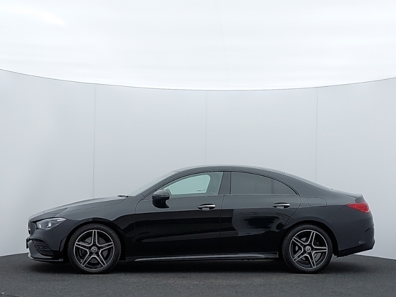 Mercedes-Benz CLA Class Cla 200 Amg Line Premium Tip Black #4