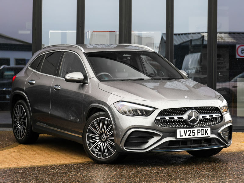 Mercedes-Benz GLA Class Gla 200 Amg Line Premium Grey