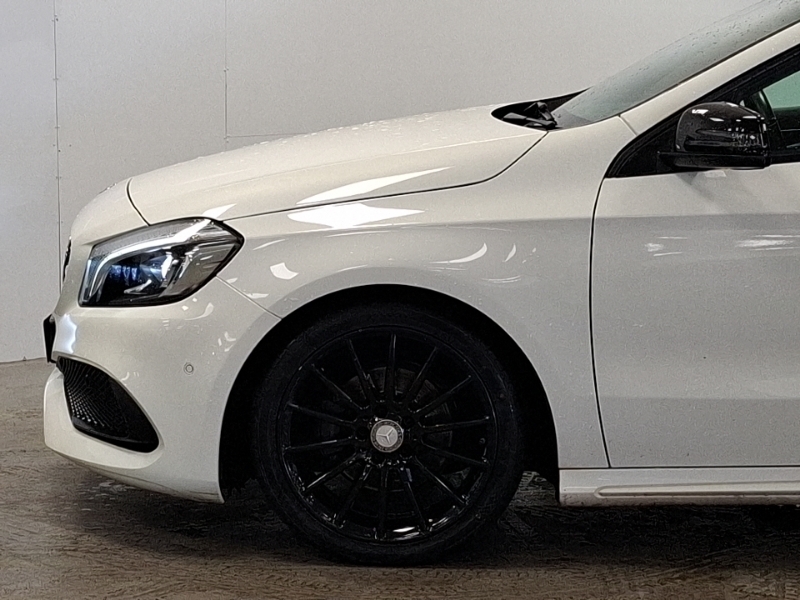 Mercedes-Benz A Class A180d Sport Premium Red #19