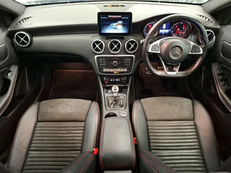 Mercedes-Benz A Class A160 Amg Line Premium White #3
