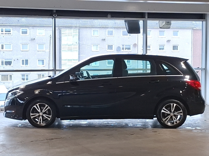 Mercedes-Benz B Class B180d Se Executive Black #4