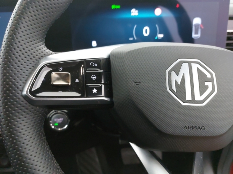MG HS 1.5 T-gdi 24.7 Kwh Trophy Euro 6 Ss Black #12