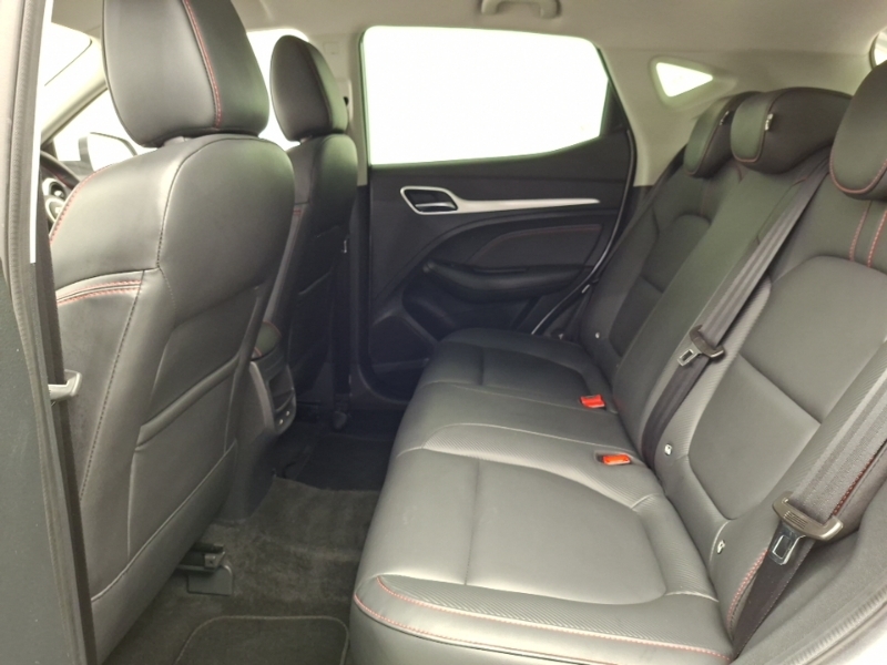 MG ZS 1.5 Vti-tech Exclusive White #6