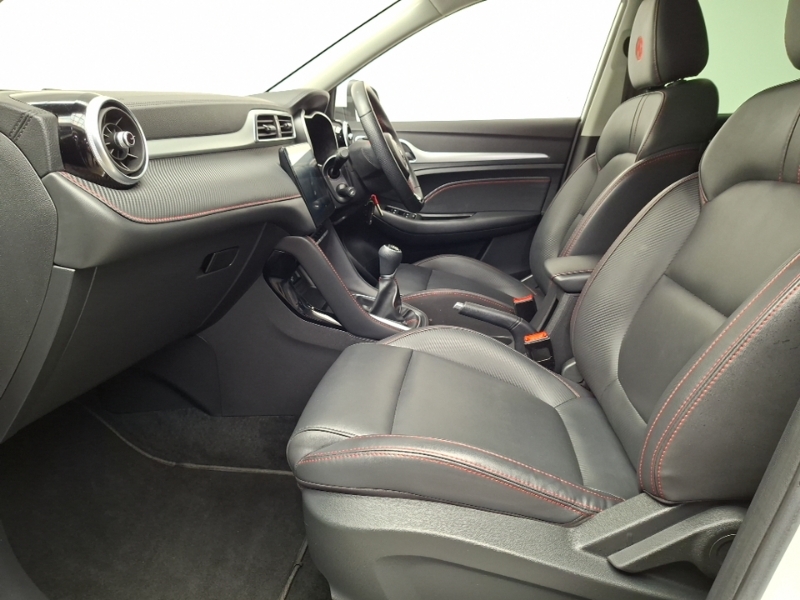 MG ZS 1.5 Vti-tech Exclusive White #5