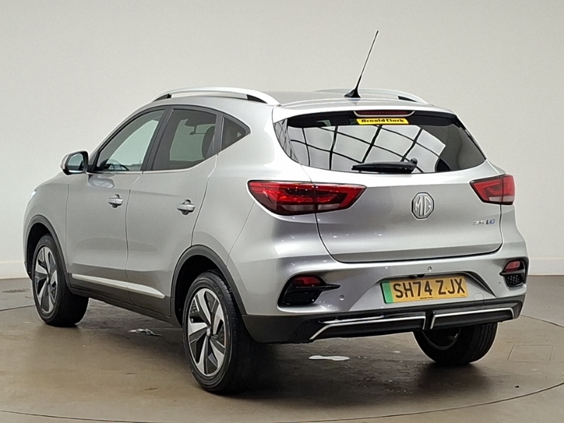MG ZS 130Kw Trophy Connect Ev 51Kwh Silver #2