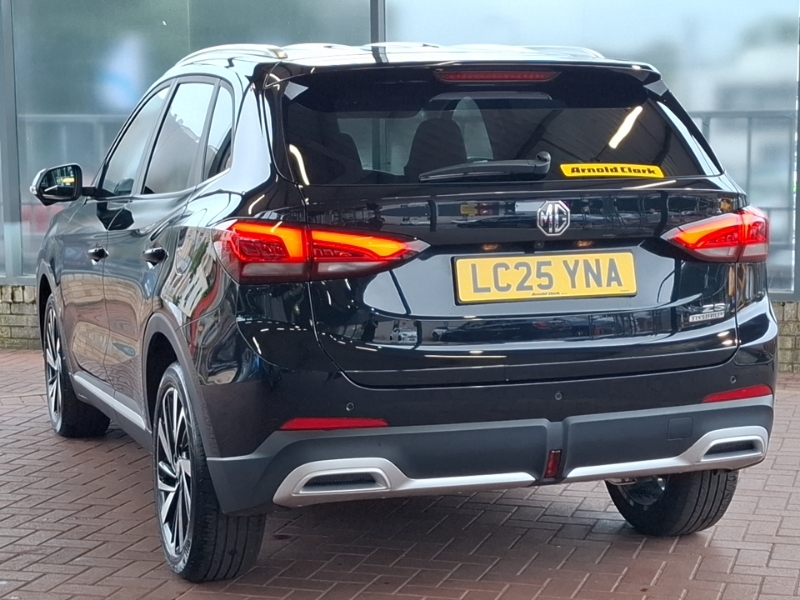 MG ZS 1.5 Hybrid Trophy Black #2