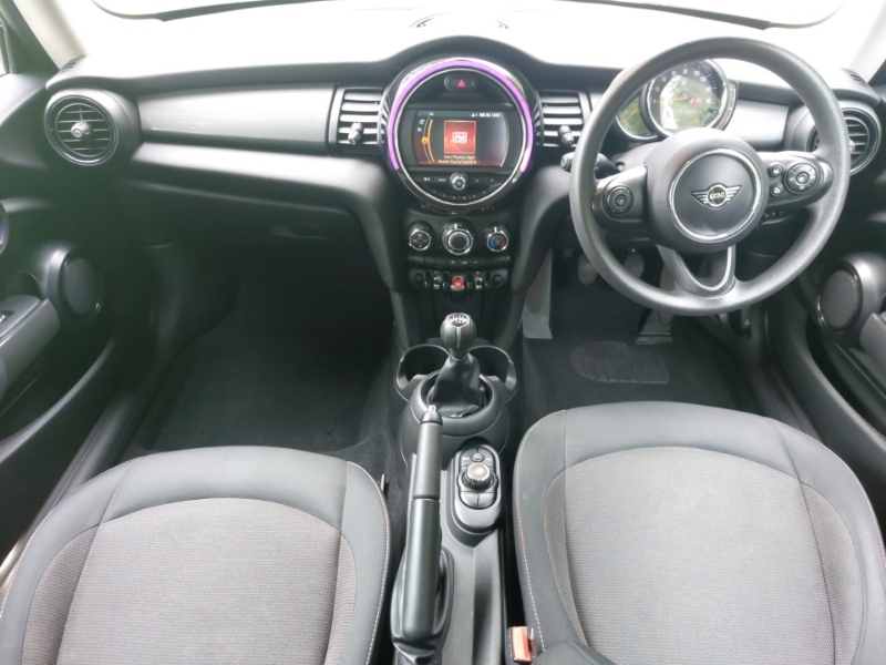 Mini Hatch F56 Mini 3-Door Hatch Cooper Sport Lci White #3