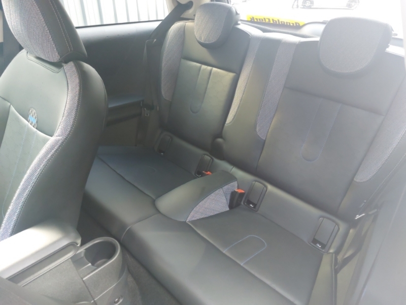 Mini Hatch F55 Mini 5-Door Hatch Cooper Exclusive Lci II Red #6