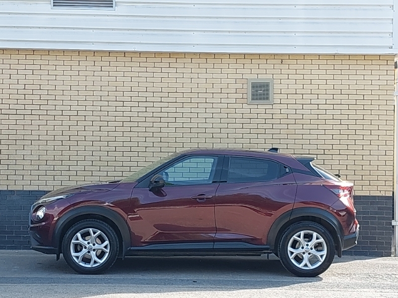 Nissan Juke 1.0 Dig-t 114 N-connecta Red #4