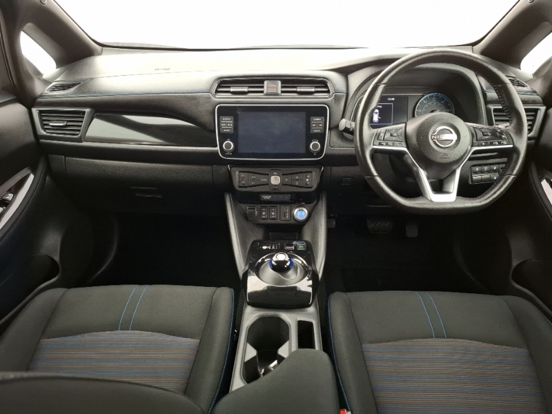 Nissan Leaf 110Kw N-connecta 39Kwh Grey #3