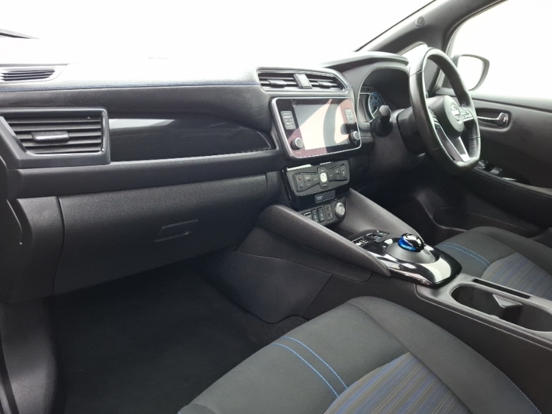 Nissan Leaf 110Kw N-connecta 39Kwh Grey #5