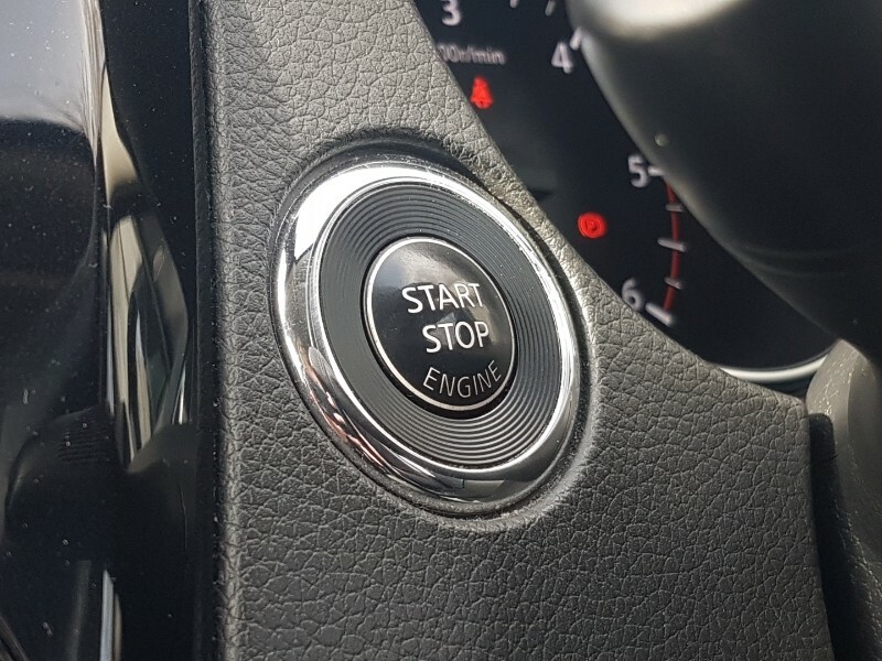 Nissan Qashqai Hatchback Grey #11