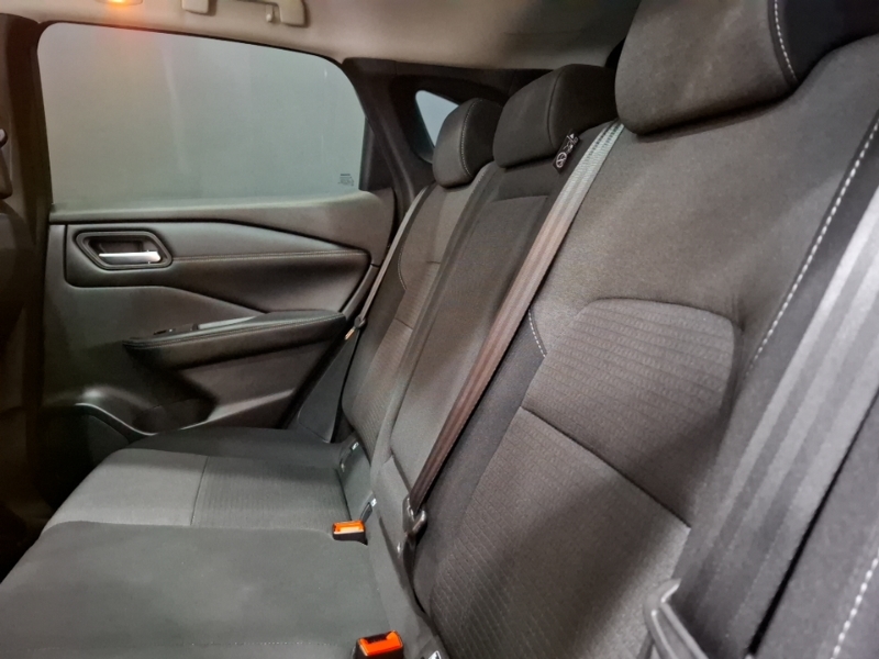 Nissan Qashqai 1.3 Dig-t Mh 158 N-connecta Xtronic Grey #6