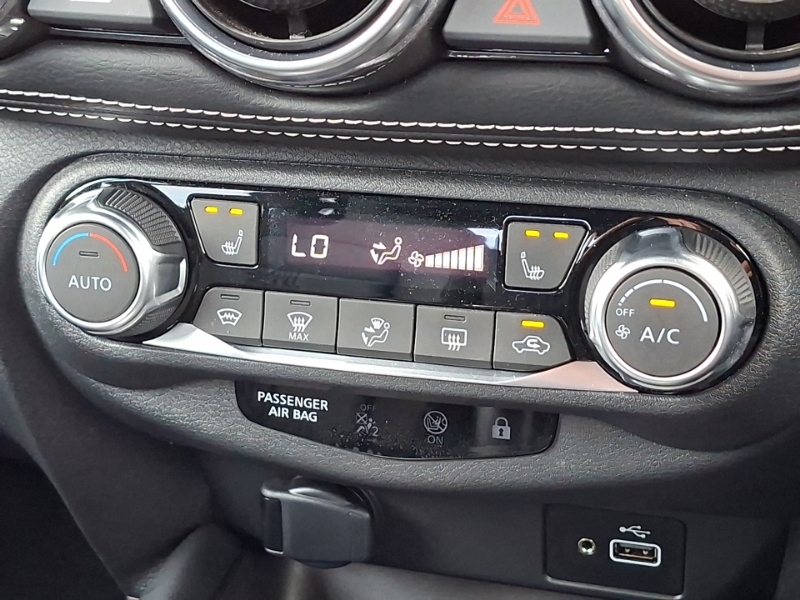 Nissan Juke 1.6 Hybrid Tekna Hatchback Grey #17
