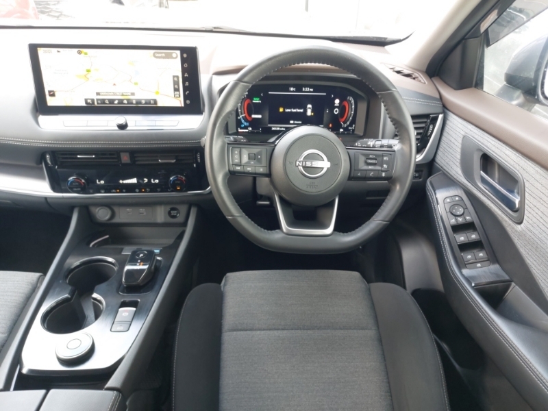 Nissan X-Trail 1.5 E-power 204 Acenta Premium Xtronic White #8