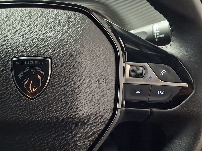 Peugeot 2008 1.2 Puretech Allure Blue #13